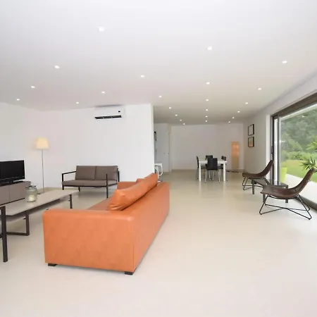 Casa No Monte Villa *