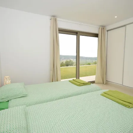 Casa No Monte Villa Cela Velha