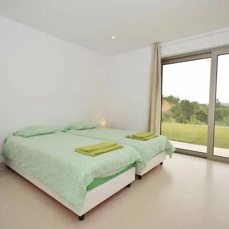 Villa Casa No Monte Cela Velha